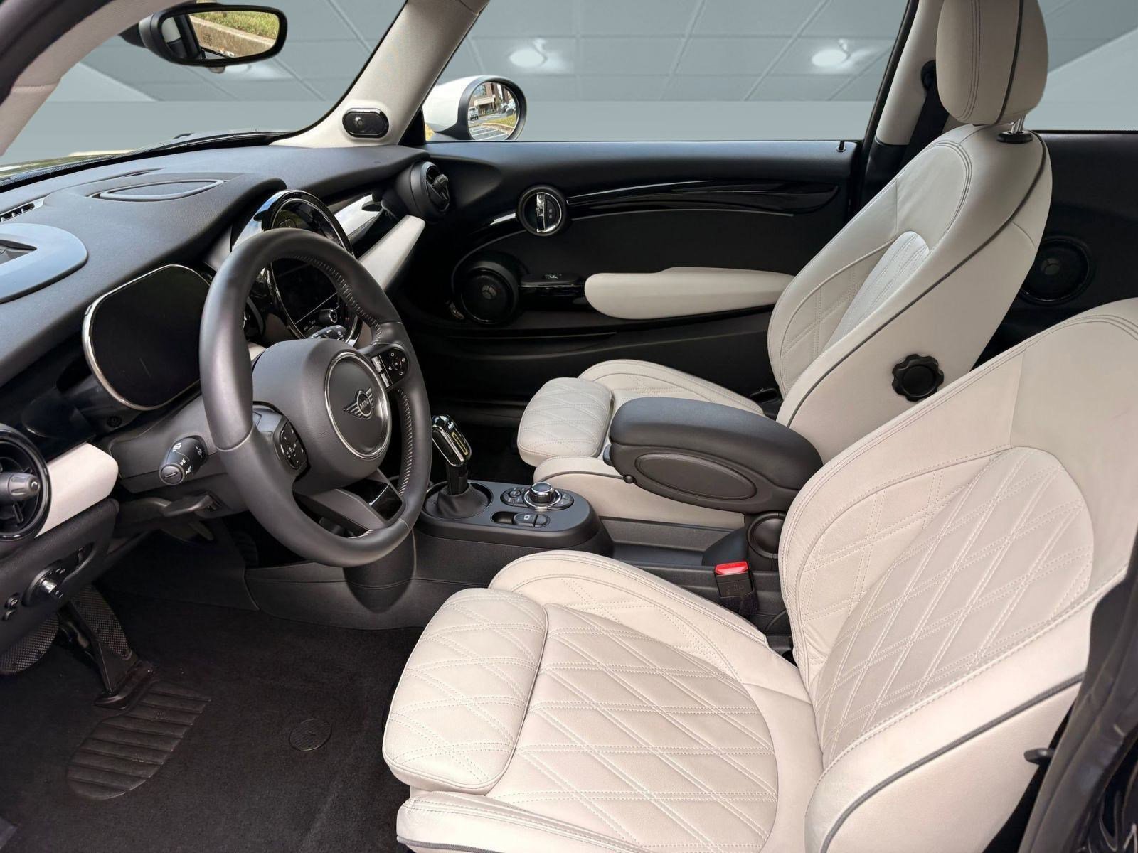 Used 2024 MINI Cooper SE image 5