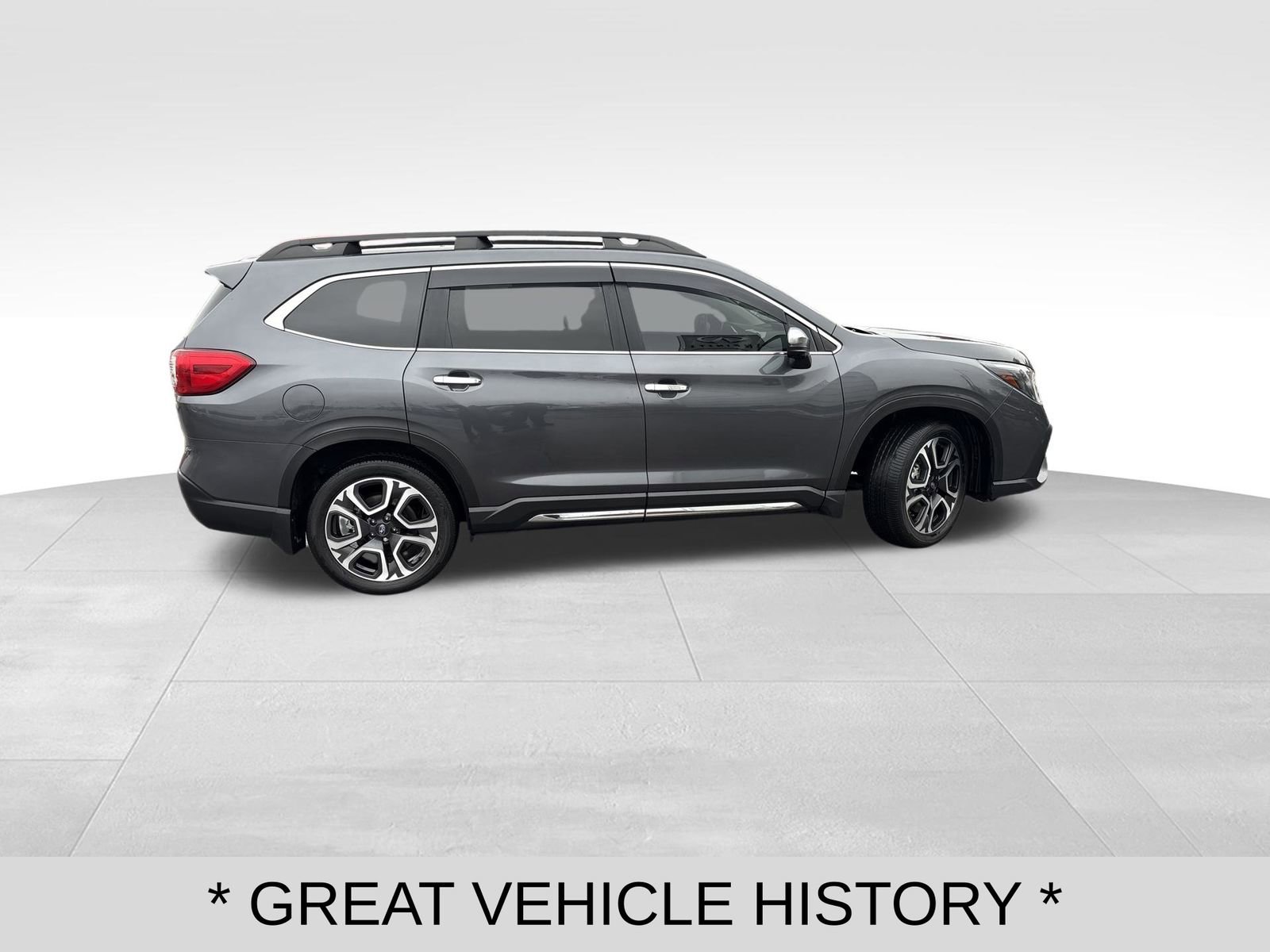 Used 2023 Subaru Ascent Touring image 6