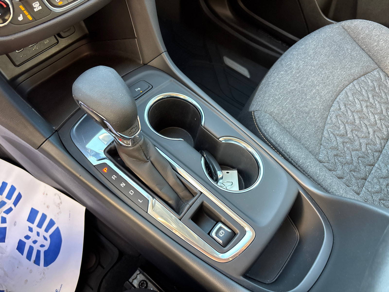 Used 2024 Chevrolet Equinox LT image 24