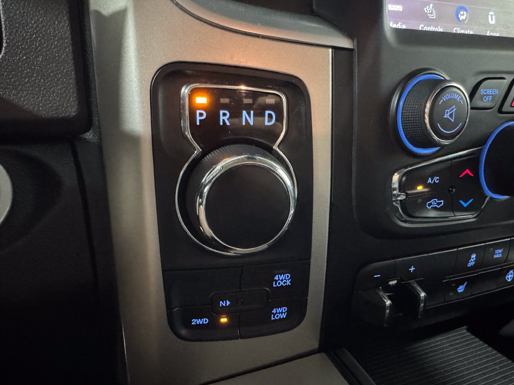 Used 2019 RAM 1500 Warlock AWD/4WD image 39