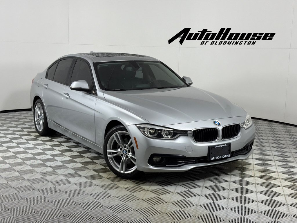 Used 2018 BMW 320i xDrive Sedan AWD/4WD image 1
