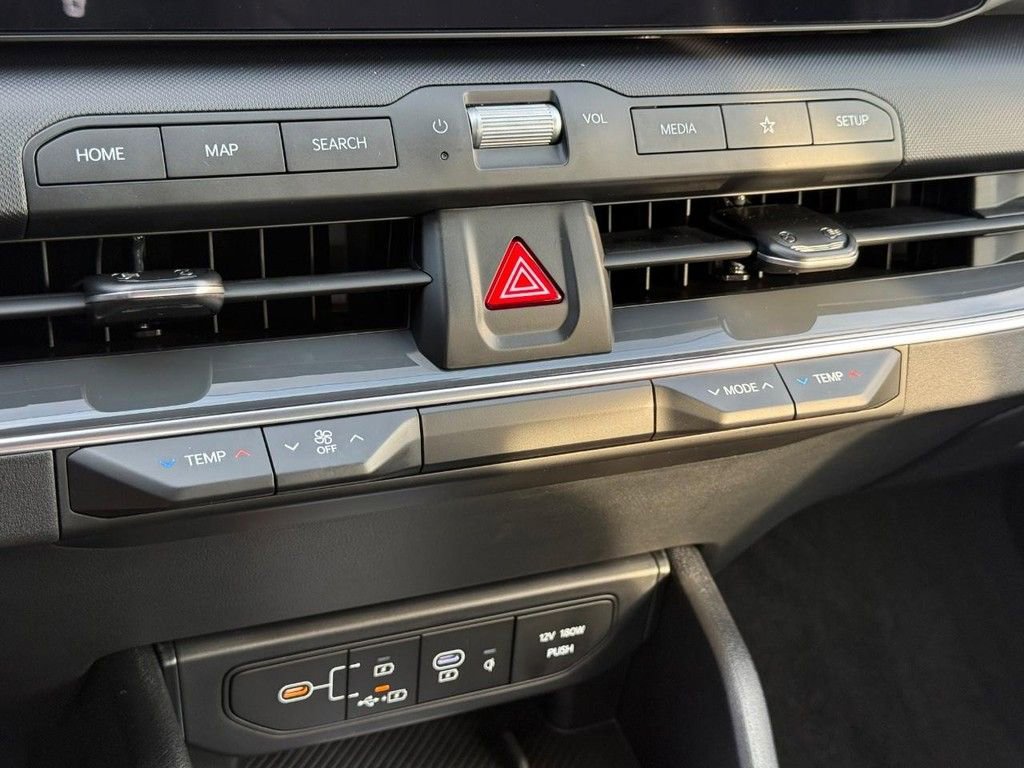 New 2025 Kia K4 EX image 12