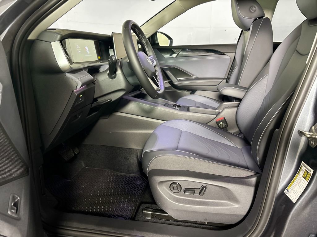 New 2026 Volkswagen Tiguan SE AWD/4WD image 11