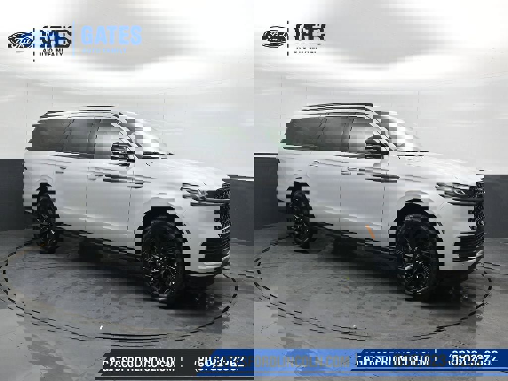 New 2026 Lincoln Navigator L Reserve w/ Jet Appearance Package image 4