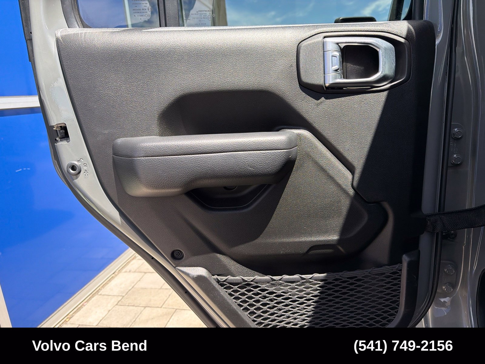 Used 2023 Jeep Wrangler Unlimited w/ 8.4" Radio Group AWD/4WD image 21