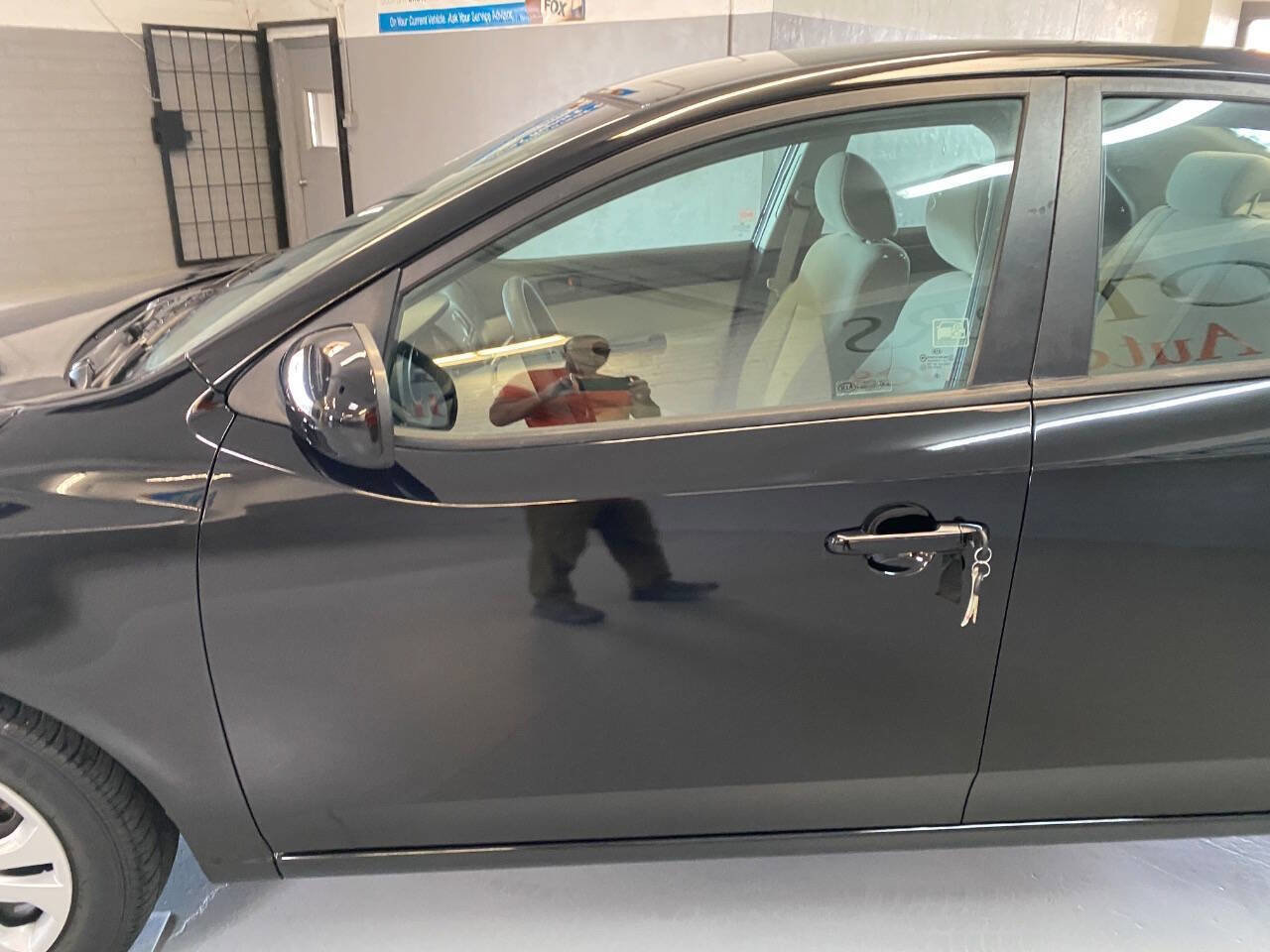 Used 2012 Kia Forte LX image 12