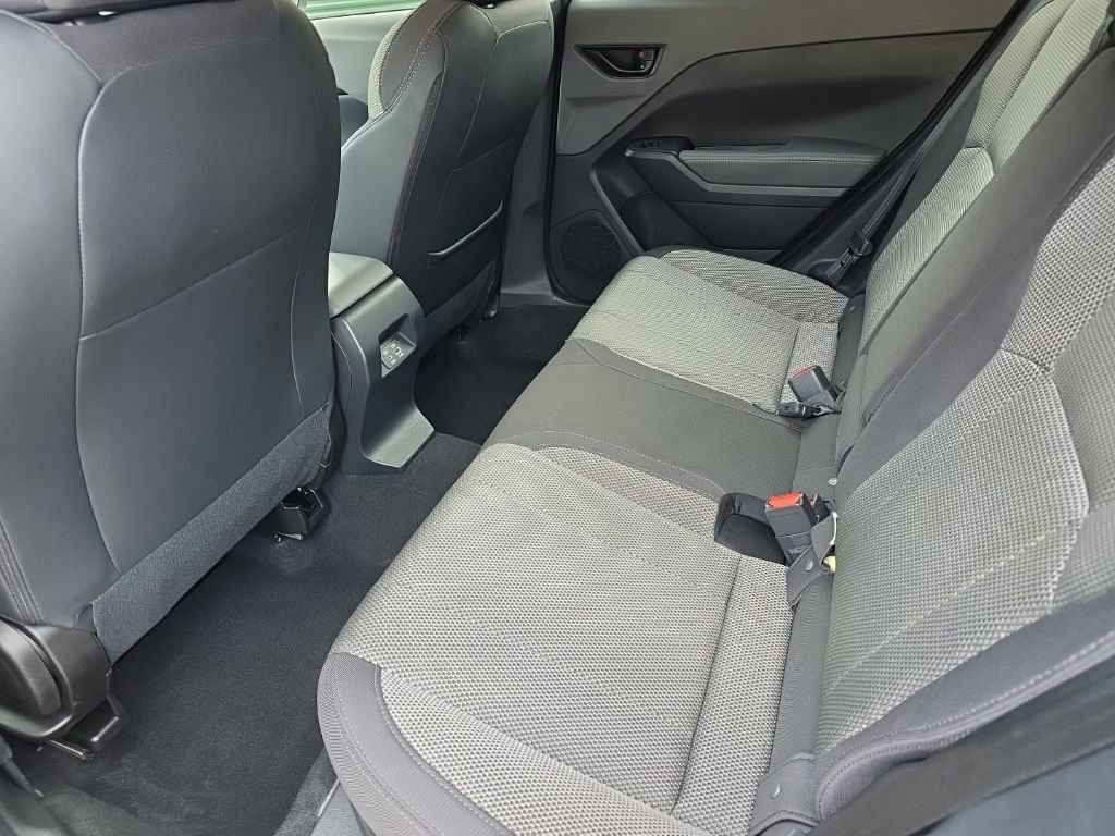 Used 2024 Subaru Crosstrek 2.0i Premium image 14