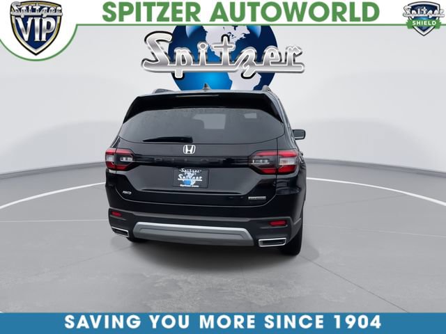 Used 2025 Honda Pilot Touring image 8