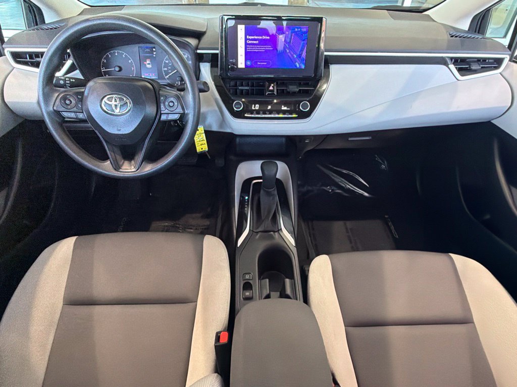 Certified 2025 Toyota Corolla LE FWD image 31