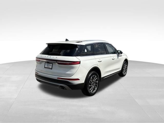 Used 2022 Lincoln Corsair FWD image 5