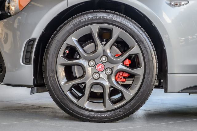 Used 2017 FIAT 124 Spider Abarth image 19