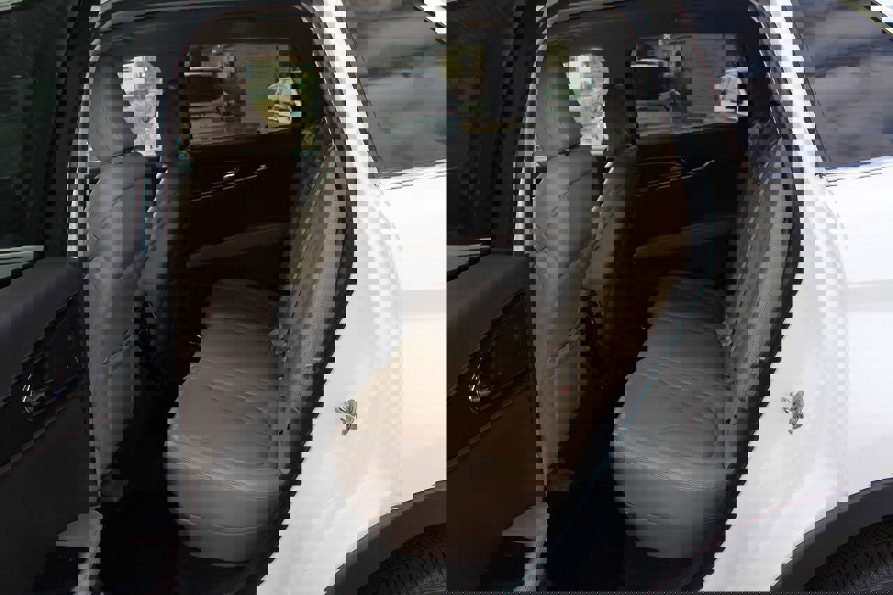 Used 2022 Lincoln Nautilus Reserve w/ Luxury Package image 10