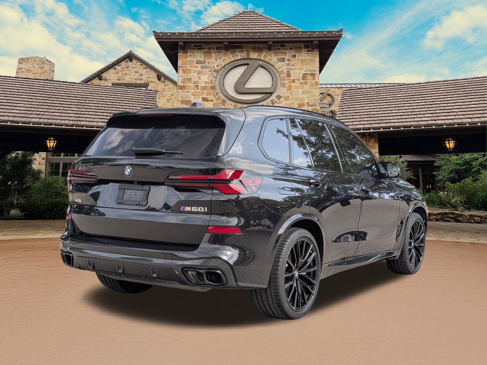 Used 2024 BMW X5 M60i w/ Climate Comfort Package AWD/4WD image 2