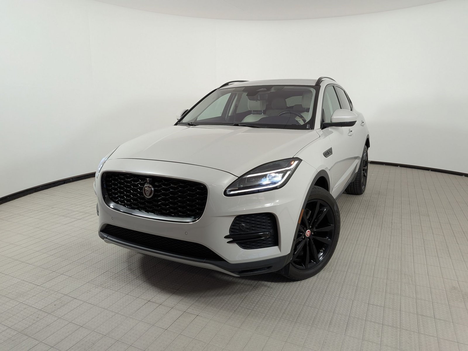 Used 2021 Jaguar E-PACE SE AWD/4WD image 1