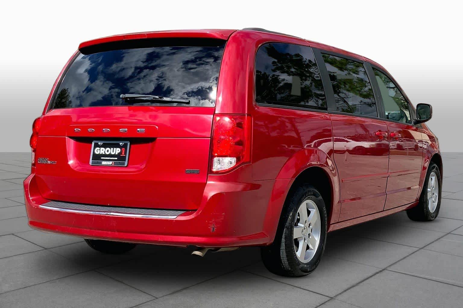 Used 2013 Dodge Grand Caravan SXT FWD image 13