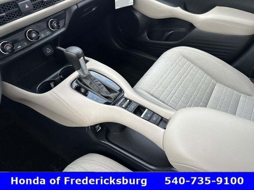 Used 2023 Honda HR-V LX image 21