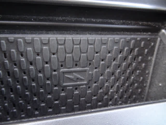 Used 2025 Lincoln Nautilus Reserve AWD/4WD image 14