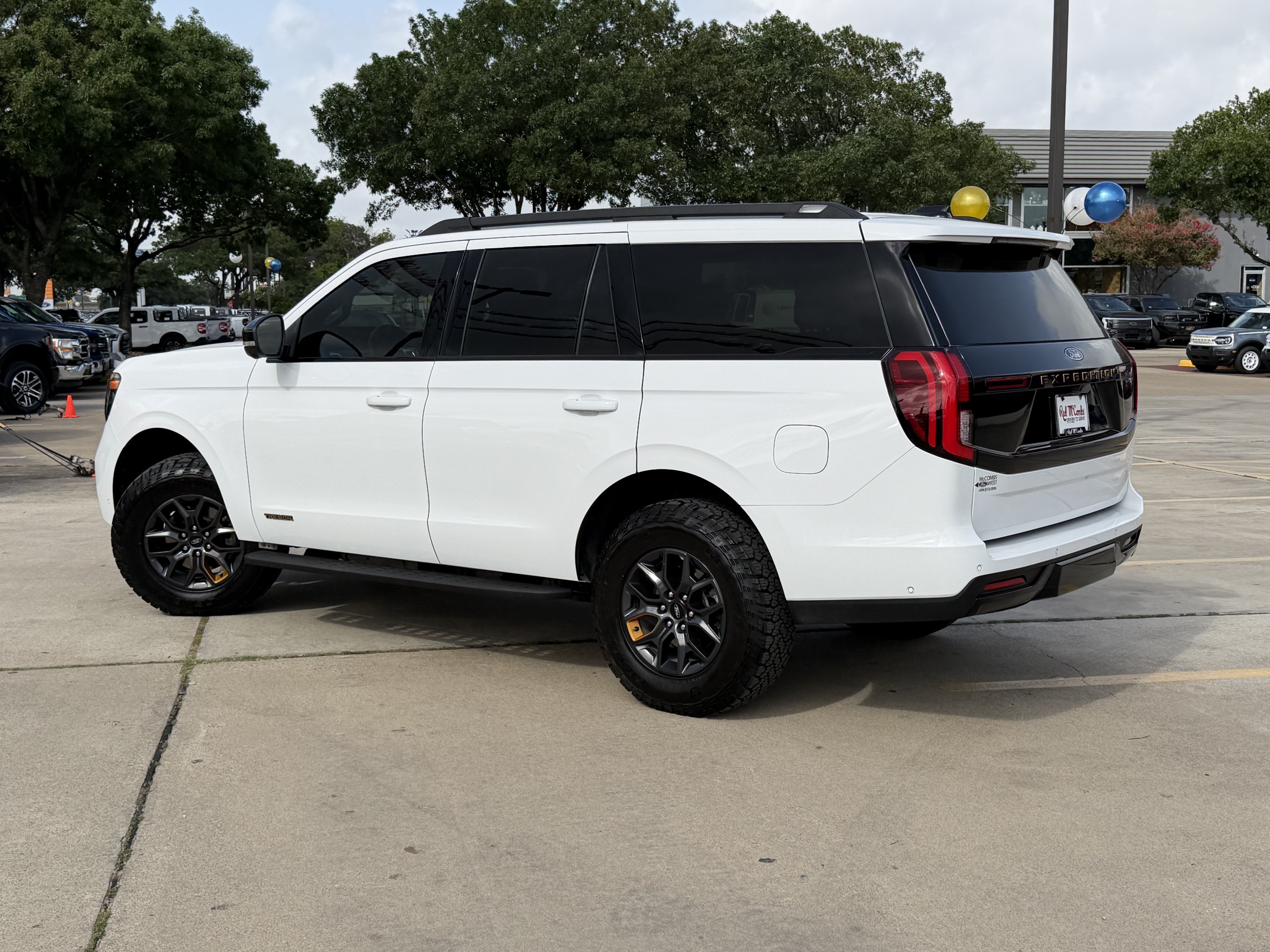 Certified 2025 Ford Expedition Tremor AWD/4WD image 10