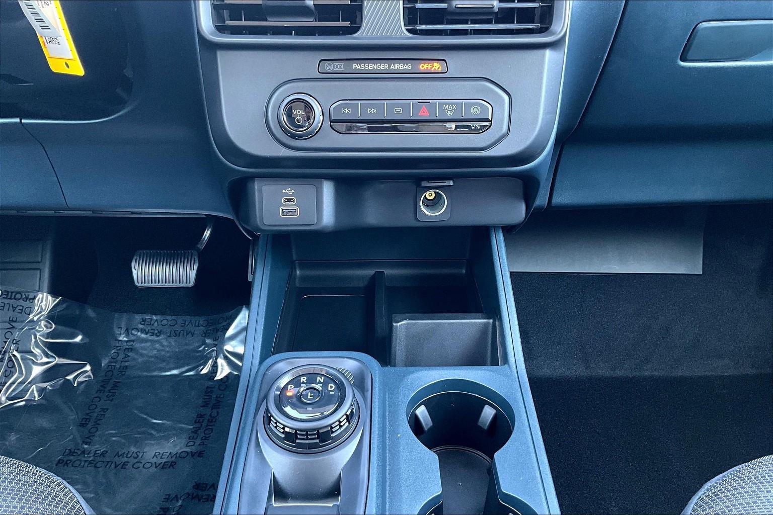 New 2025 Ford Maverick XL w/ 4K Tow Package image 14