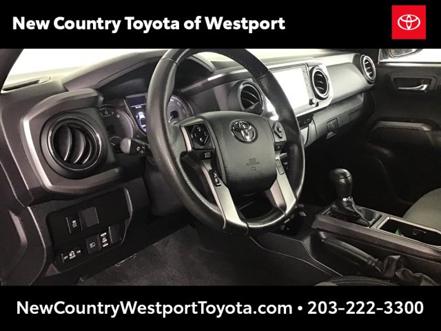 Used 2023 Toyota Tacoma TRD Off-Road image 8