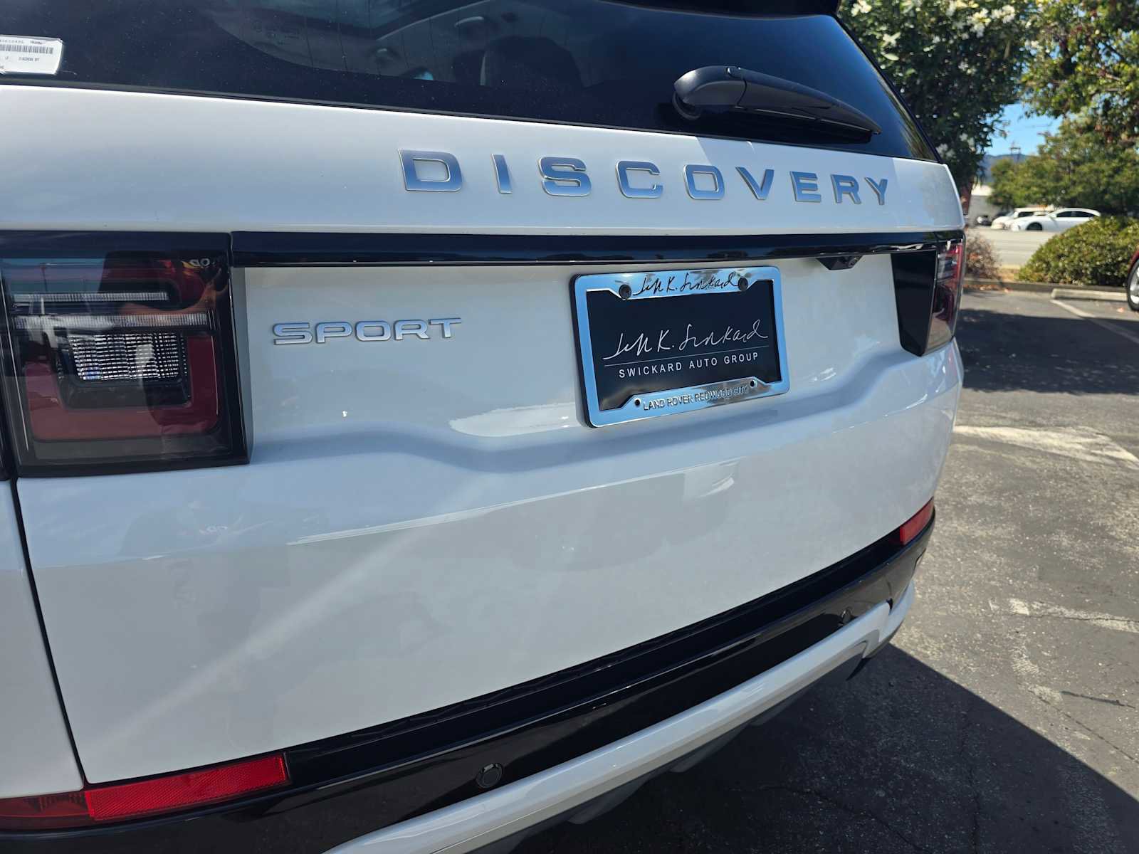 Certified 2025 Land Rover Discovery Sport S image 16