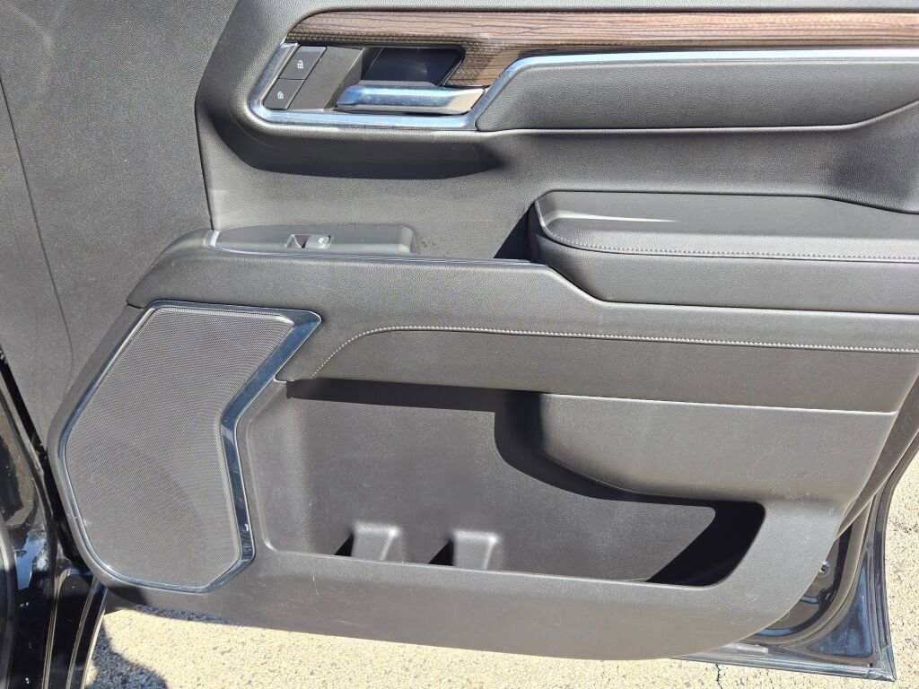 Used 2024 Chevrolet Silverado 1500 LT image 5