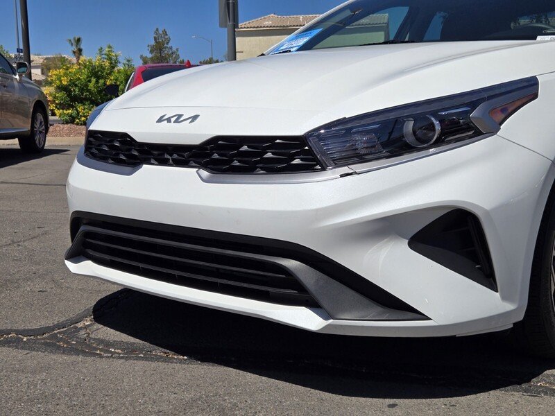 Certified 2024 Kia Forte LXS w/ LXS Technology Package FWD image 9