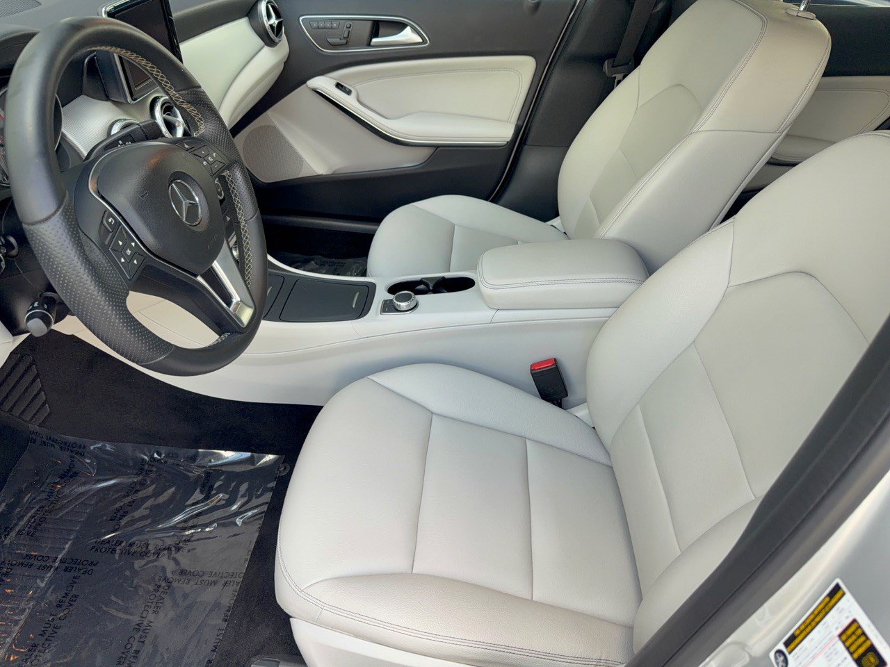 Used 2015 Mercedes-Benz GLA 250 4MATIC image 5