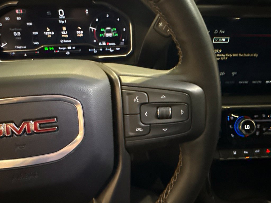 Used 2024 GMC Sierra 3500 AT4 AWD/4WD image 30