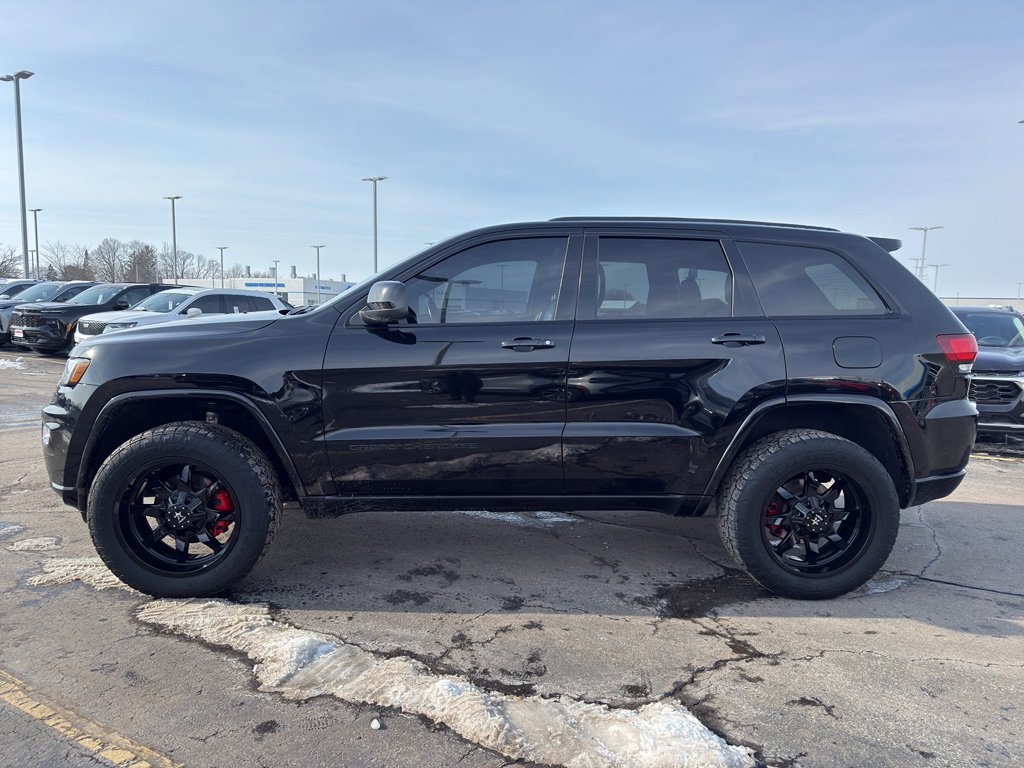 Used 2019 Jeep Grand Cherokee Altitude image 6