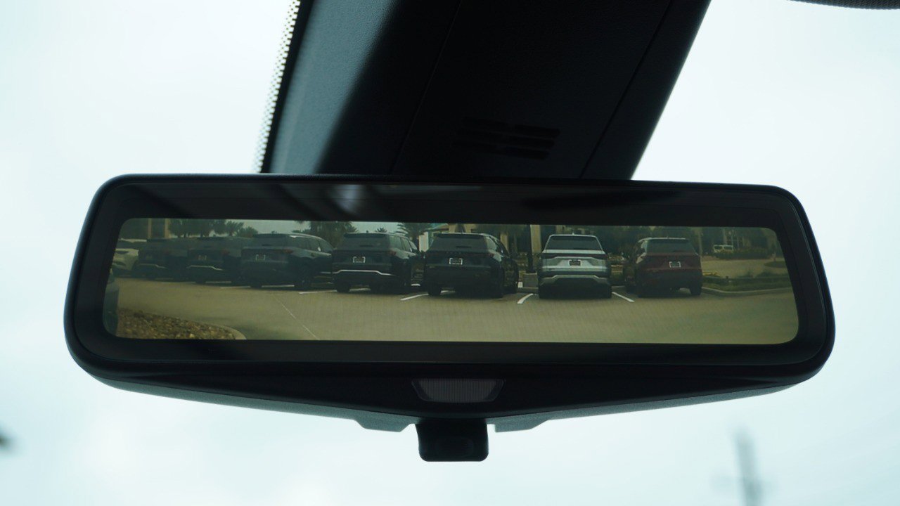 Used 2018 Chevrolet Traverse High Country w/ LPO, Floor Liner Package AWD/4WD image 29
