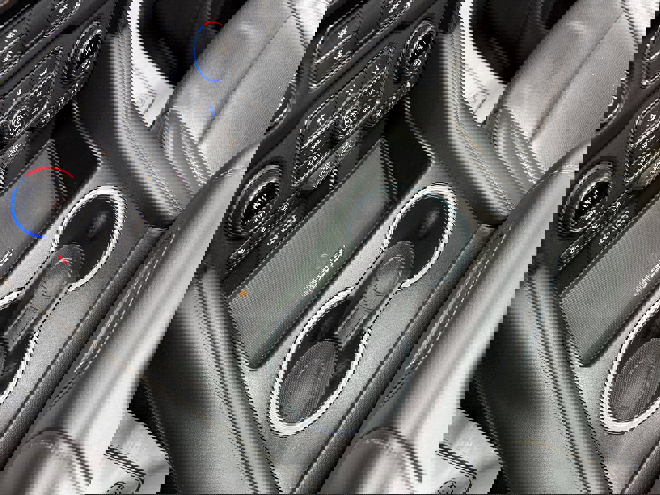 Used 2021 Chevrolet Tahoe High Country w/ Premium Package AWD/4WD image 18