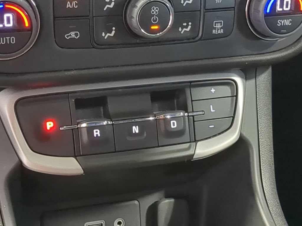Used 2023 GMC Terrain SLE w/ Driver Convenience Package FWD image 36
