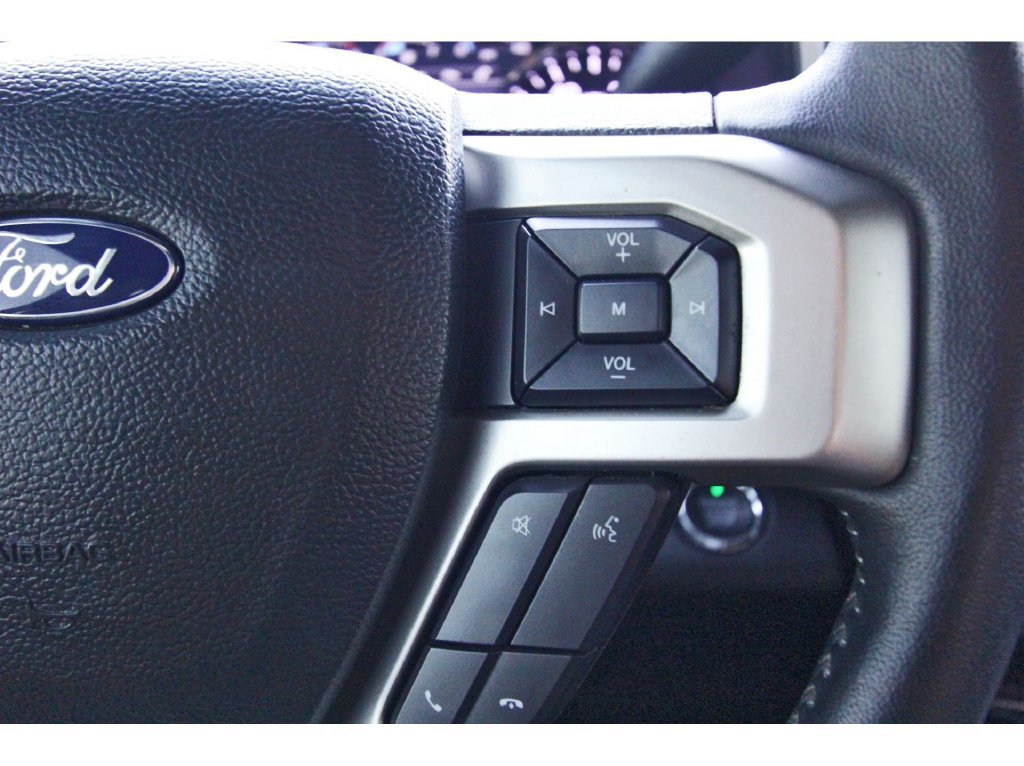 Used 2022 Ford F250 Lariat w/ Lariat Ultimate Package AWD/4WD image 16