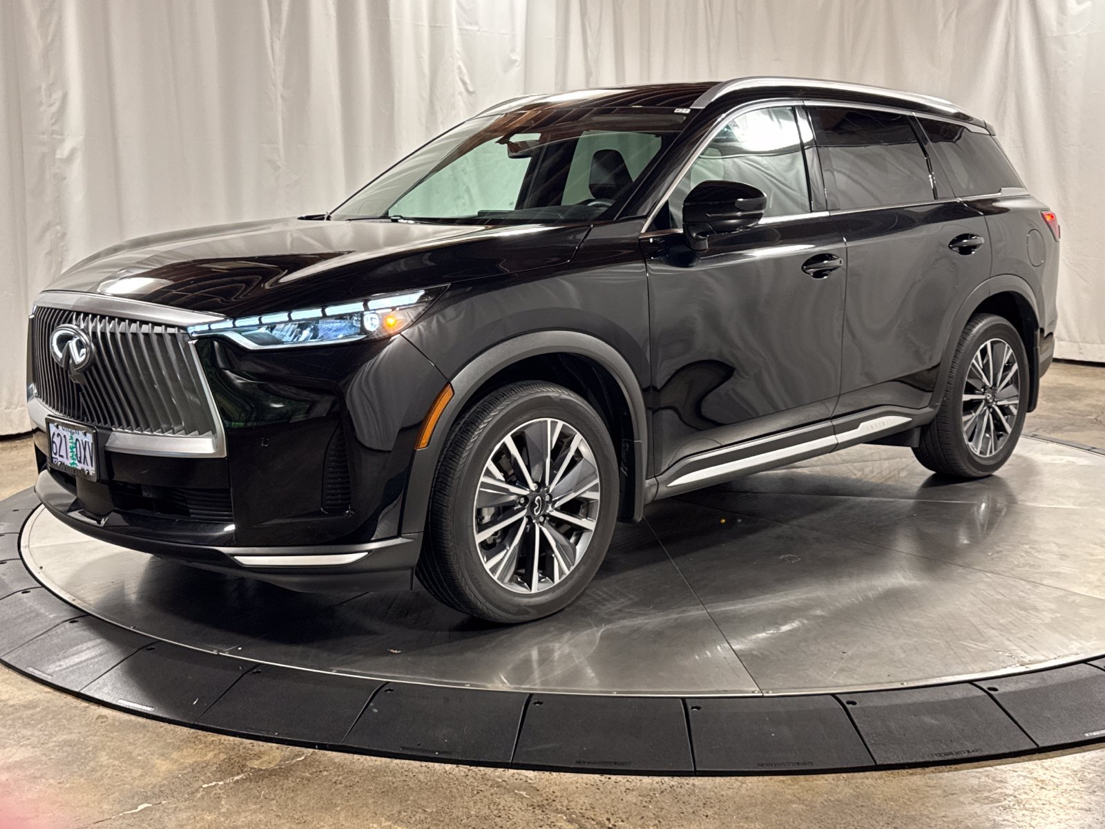 Certified 2026 INFINITI QX60 Luxe w/ Cargo Package