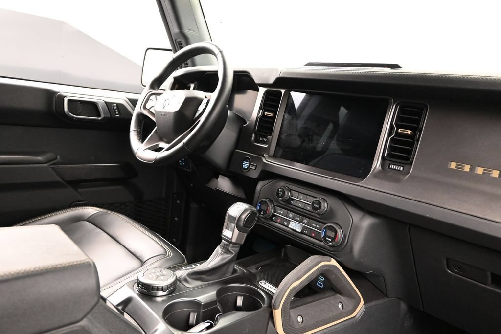 Used 2025 Ford Bronco Badlands AWD/4WD image 14
