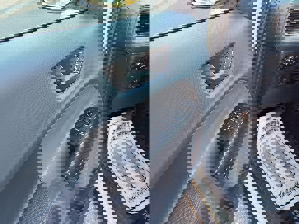 New 2025 Ford Maverick XL w/ 4K Tow Package image 10