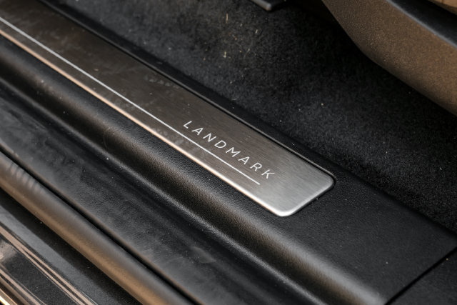 New 2026 Land Rover Discovery Sport Landmark AWD/4WD image 35
