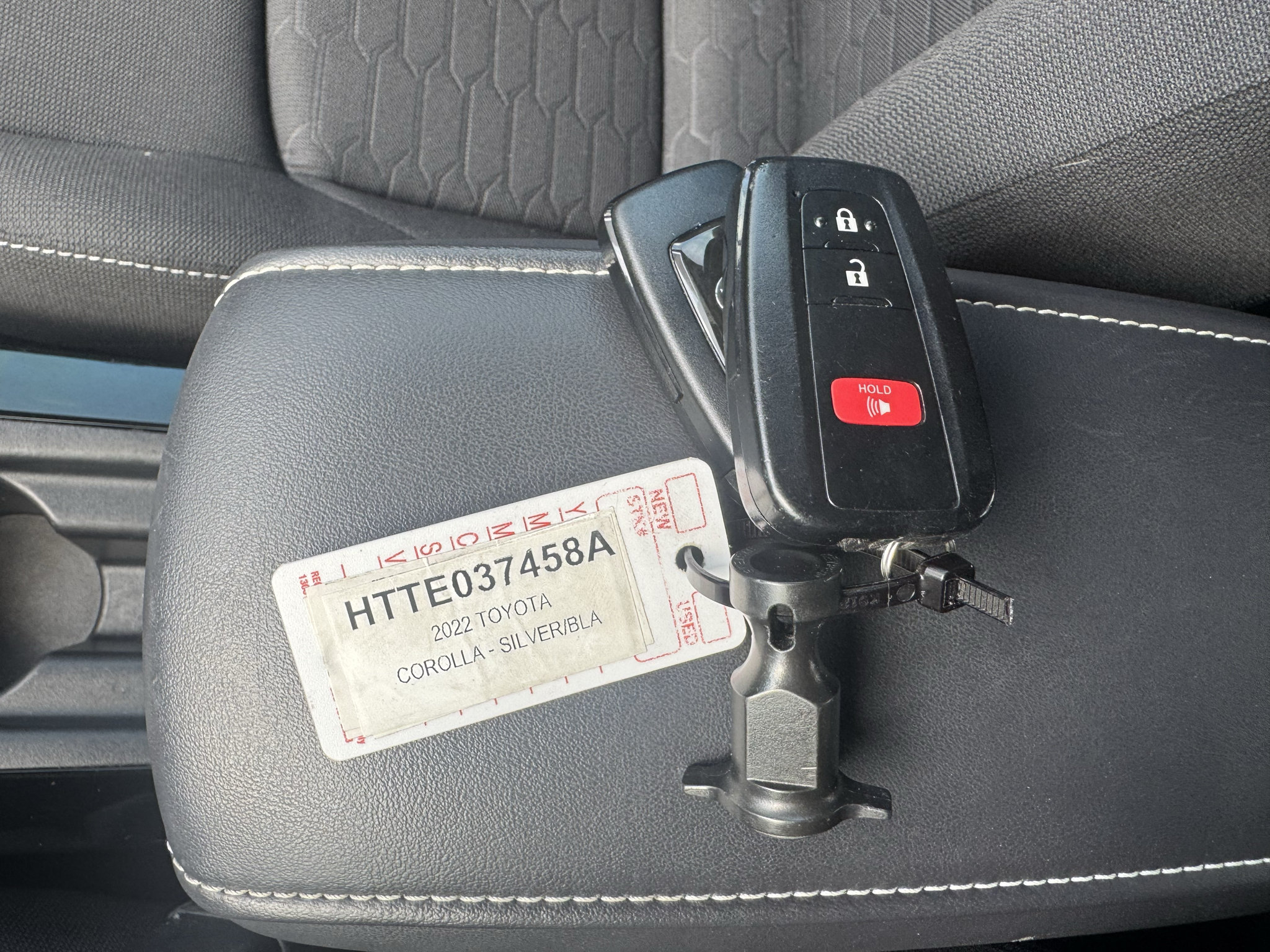 Used 2022 Toyota Corolla SE FWD image 30
