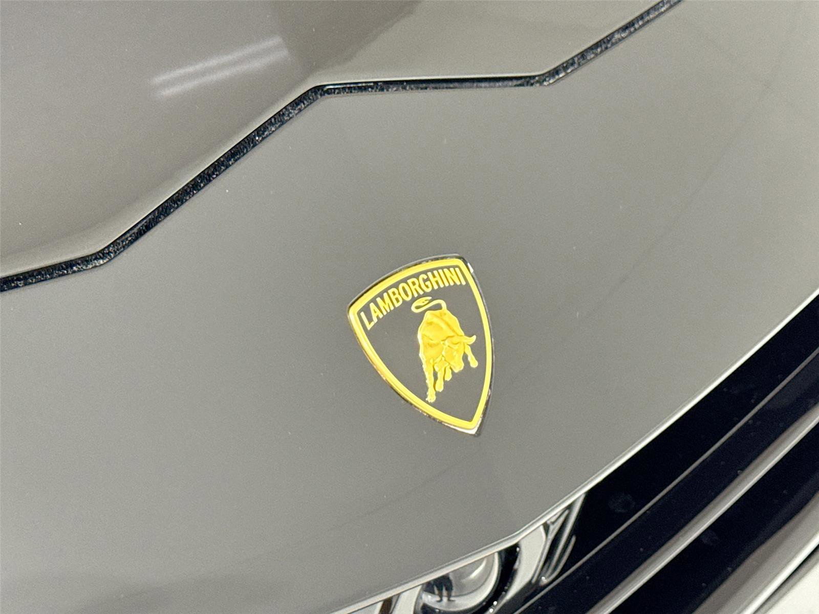 Used 2023 Lamborghini Urus Performante image 38