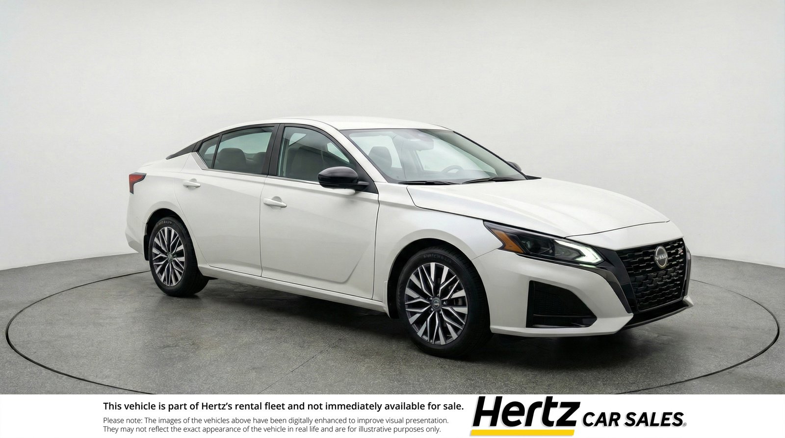 Used 2025 Nissan Altima 2.5 SV image 1