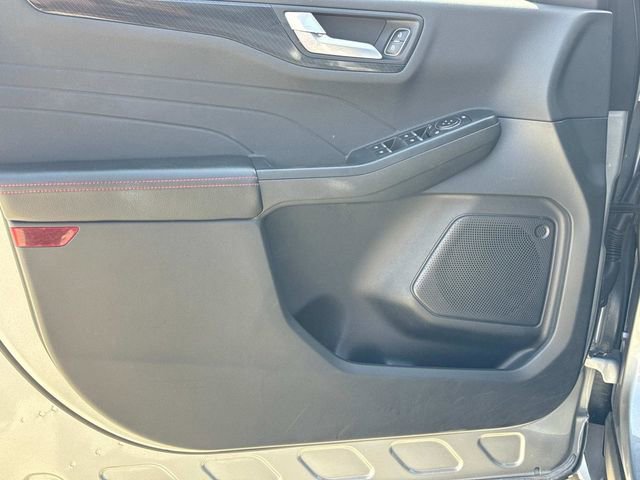 Used 2024 Ford Escape ST-Line image 25