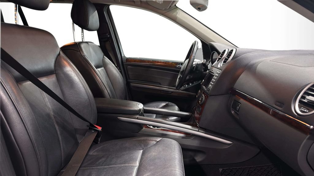 Used 2012 Mercedes-Benz GL 320 BlueTEC 4MATIC image 12