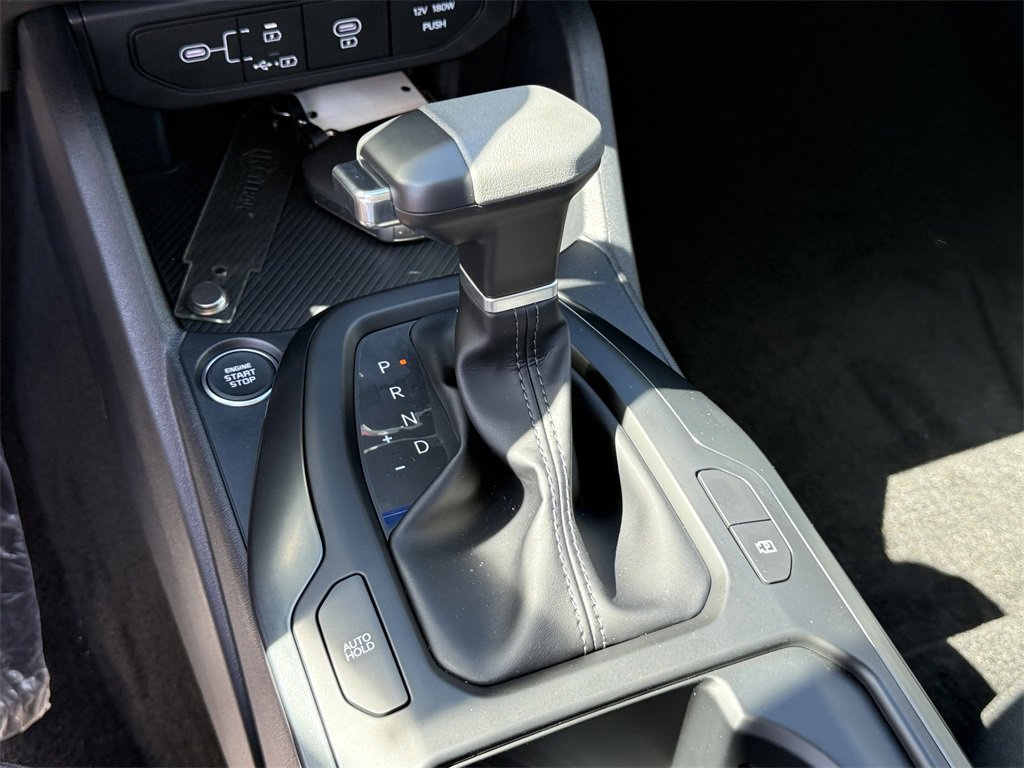 New 2025 Kia K4 LXS image 24