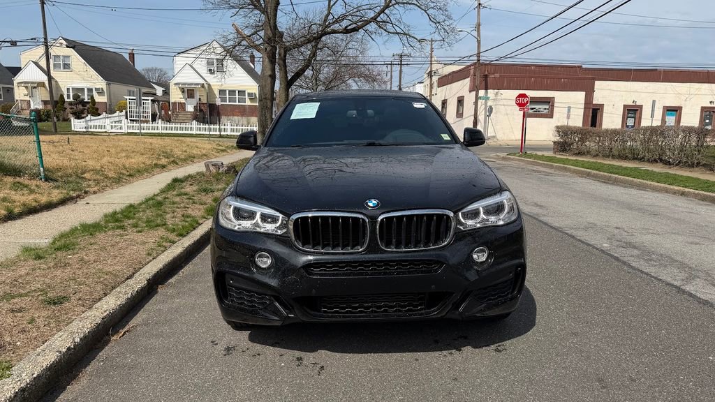 Used 2018 BMW X6 sDrive35i w/ M Sport Package image 3