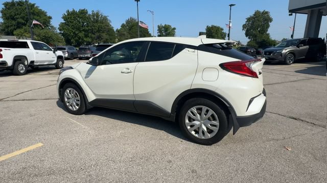 Used 2020 Toyota C-HR LE FWD image 6