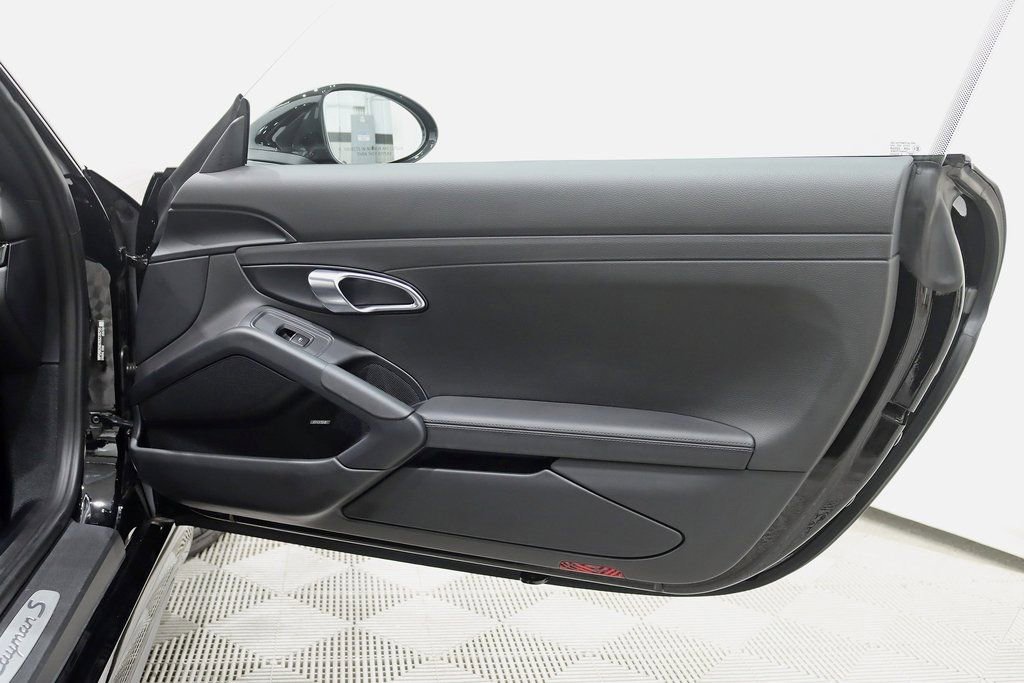 Used 2019 Porsche 718 Cayman S image 33