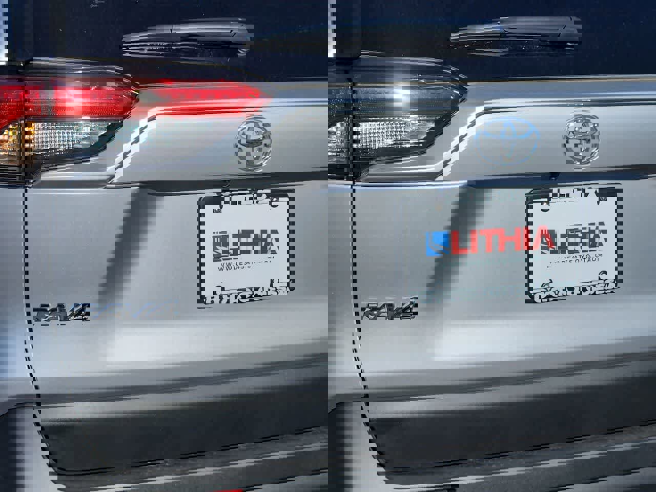 Used 2025 Toyota RAV4 LE image 11