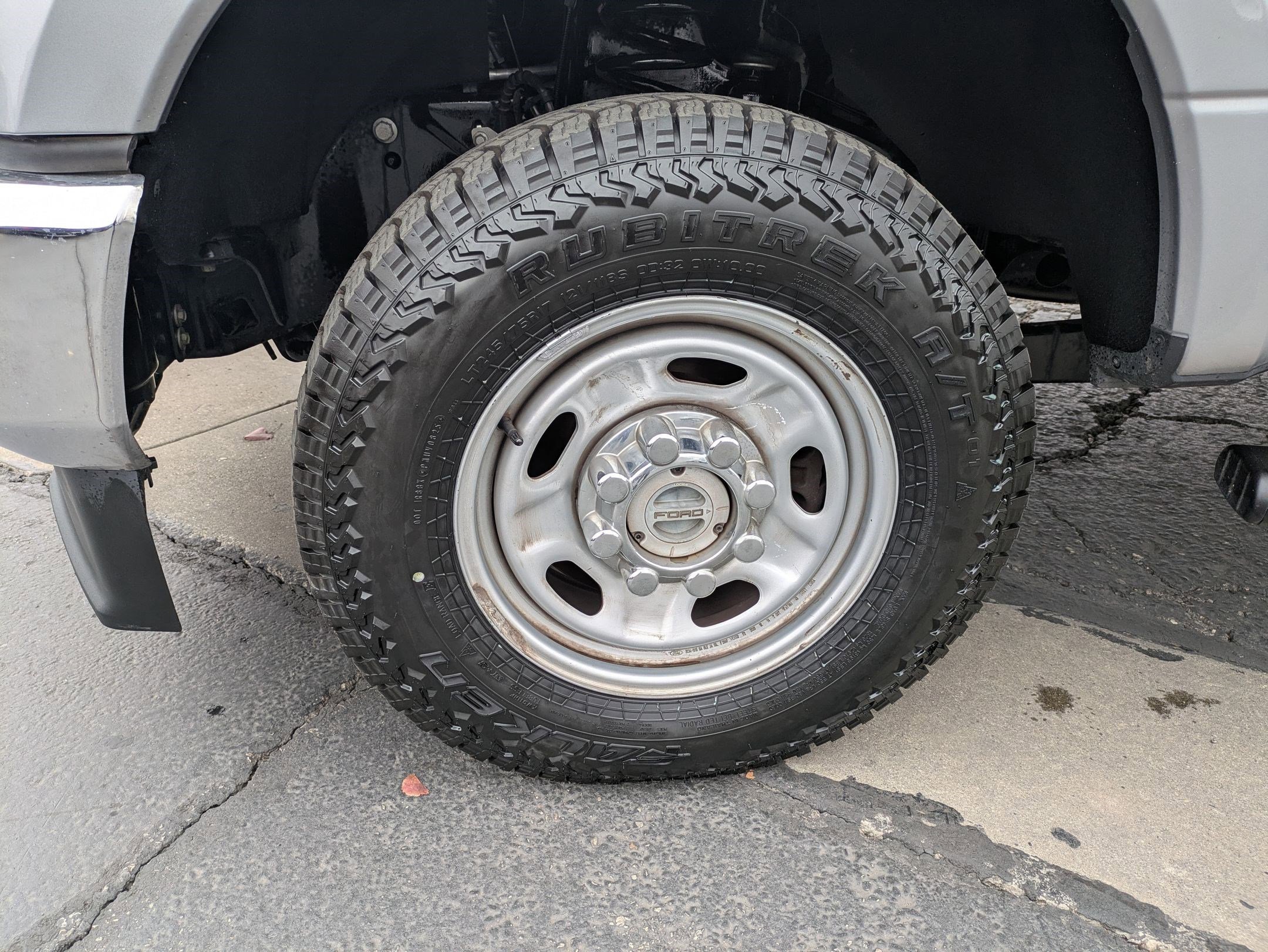 Used 2021 Ford F350 XL w/ Power Equipment Group image 11