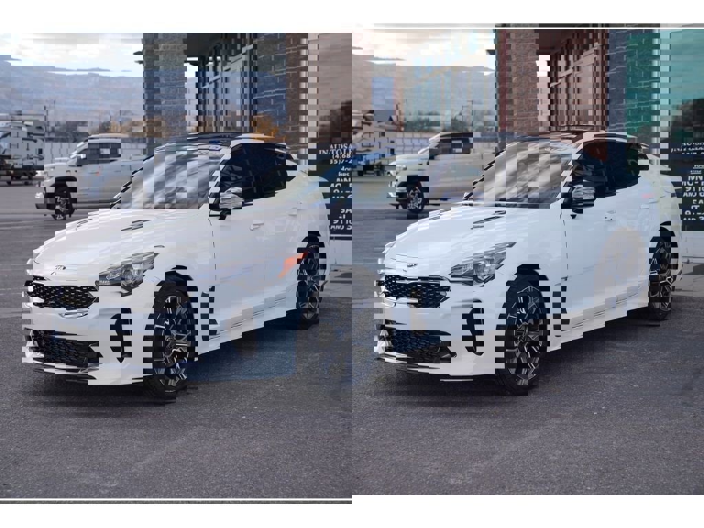 Used 2020 Kia Stinger GT-Line w/ Sun & Sound Package image 5